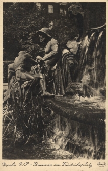 Oppeln O./S. : Brunnen am Friedrichsplatz