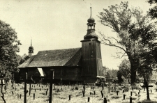 Koszęcin : kości&oacute;ł drewniany od strony cmentarza